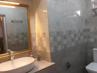 HOTEL COMFORT - Kutaisi - 5