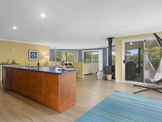 1 Bennett Court - Carrickalinga - 6
