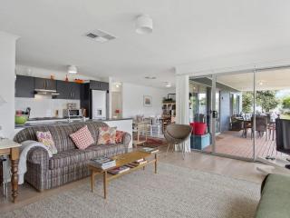 Beach Fun 11 Broadbeach Drive - Carrickalinga - 8