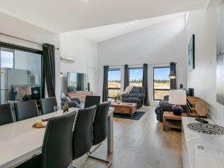 9 19 Troon Drive - 2