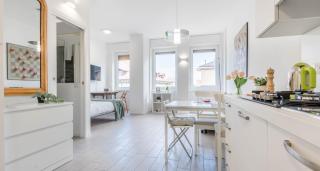JOIVY Bright Studio for 3 near Porta Romana and IED - Milano - 0