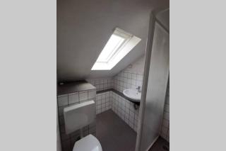 praktische Monteurwohnung im Dachgeschoß 4 Personen - 6