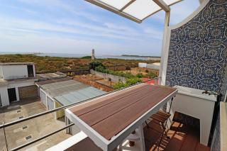 Ocean View Apartment with free parking - Praia da Barra - 4