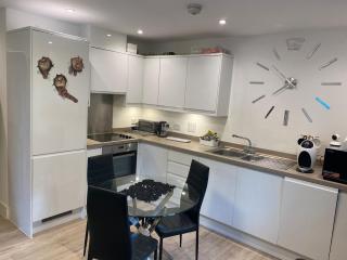 Ashahmali Apartments - Southampton - 0