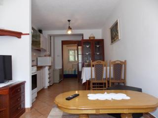 Apartment in Malinska with Terrace, WIFI, Washing machine (4690-4) - Malinska - 0