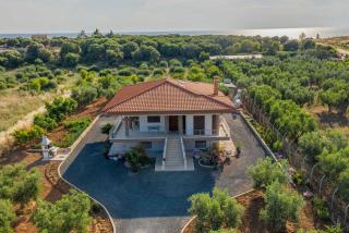 Villa George by RentalsPro Services - Nea Potidea Halkidiki - Nea Potidaea - 4