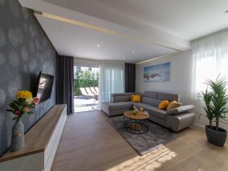 Luxury Villa Luna Kaštela - Kaštela - 3