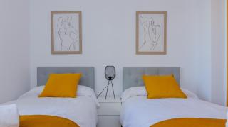 WintowinRentals Teatinos, Metro, Free Parking & Pool. - 8