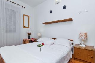 Villa Lory - Makarska (Macarsca) - 1