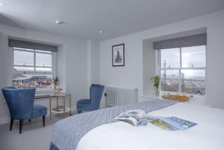 Pilgrim Suite - Sea View - Free Wi-Fi - 4