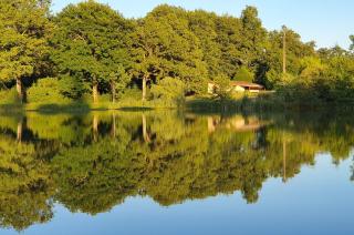 Exclusive countryside retreat with private lake - Montrollet - 0