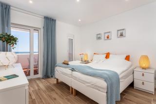 Modern ocean view apt 2 min walk to beach - 7