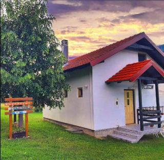 Kosta's romantic house - Plav - 9