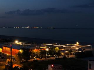 Summerland Vibe Mamaia - Mamaia - 9