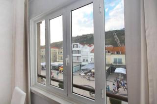 Casa a 50m da praia, zona central da Nazaré - 8