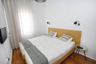 Casa a 50m da praia, zona central da Nazaré - Nazaré - 3