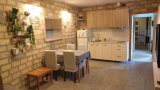 Bakina kuća - Golubac - 2