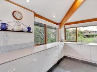 2 View Court - Carrickalinga - 7