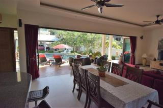 4 Bedroom Villa 4-30 seconds walk to the beach SDV025-By Samui Dream Villas - 9