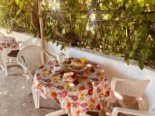 Afroditi Pension - Archangelos - 5