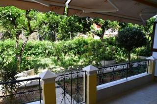 Angela's Cute Apartment (A/C, WiFi, Little Garden) - Análipsis - 4