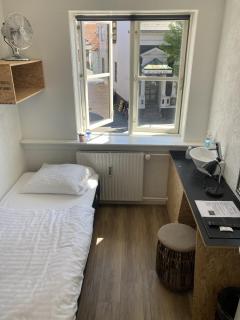 Hotel Sniva - Rønne - 7