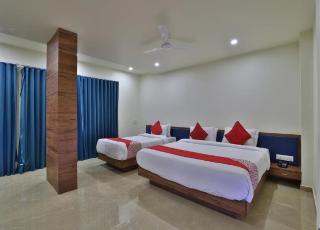 Hotel Kuber - Dwarka - 1