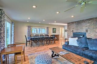 Lakefront Bellaire Getaway with Kayaks, Dock and Grill - Bellaire - 4