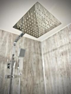 The Gun at Ridsdale - 2