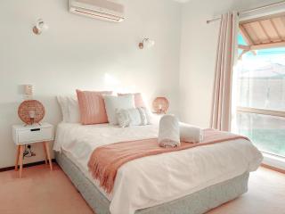 Carnarvon 3BR & 2BA Holiday House - Carnarvon - 0