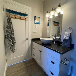 Port Renfrew Oceanfront Retreat - 8