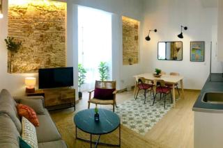 GATU PREMIUM Villa Libertad, preferente mayores de 25 años y familias - Cadice - 0