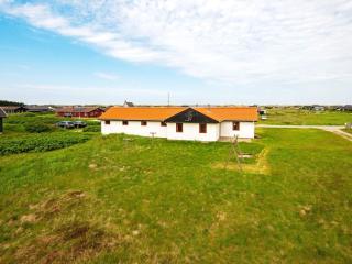Three-Bedroom Holiday home in Brovst 18 - Harboør - 0