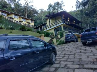 Pousada Villa de charme hospedagem com hidromassagem e lareira - Monte Verde - 1