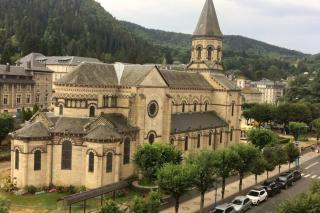 Appartement spacieux 78m2 plein centre, balcon, jusqu’à 6 personnes - 1