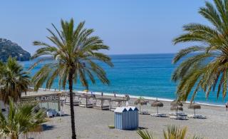 Las Palmeras Beach with Community Pool - La Herradura - 6