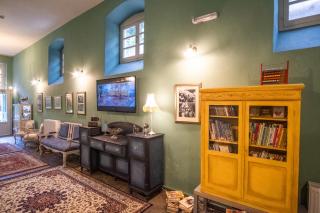 The Old School Boutique Hotel - Sirako - 1