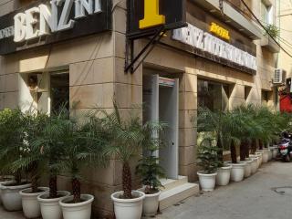 Hotel Benz Int Karol Bagh - 6