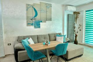 Blue Bamboo Apartment Spa Pools Resort and Parking - 8