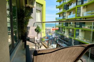 Blue Bamboo Apartment Spa Pools Resort and Parking - 9