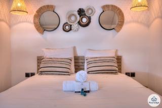 Apt - 4 pers - Petit Duc - Rénové - 44m² - Centre de Mont Rocquefeuil - Saint-Gilles les Bains - Saint-Gilles-les-Bains - 0