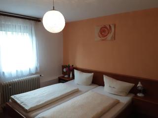 Hotel Gasthof Zur Krone - Beerfelden - 4