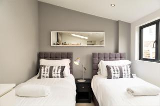 The Nook - Bristol - 6