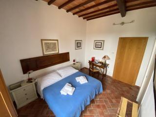 Rooms and Wine al Castello - Monteriggioni - 4