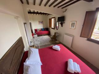 Rooms and Wine al Castello - Monteriggioni - 5