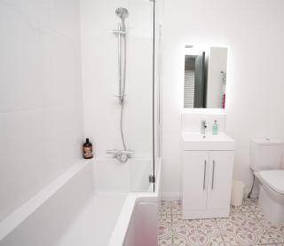 107 Eglinton Street - Portrush - 2