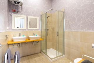 Urbe10 Angel Suites 1 Bedroom Apartment 3C - Málaga - 3