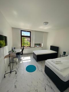 Ruhige Unterkünfte nahe Einfelder See, perfekt für Erholung und Arbeit - 8