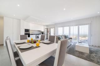 Muralha 2 - Holiday Apartments - By SCH - Nazaré - 4