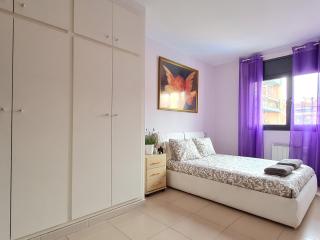 Fantastic 3 bedroom apartment, 300m to the sea - 1